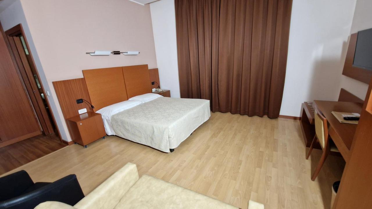 Bella Italia Palace Hotel Novara Exteriér fotografie