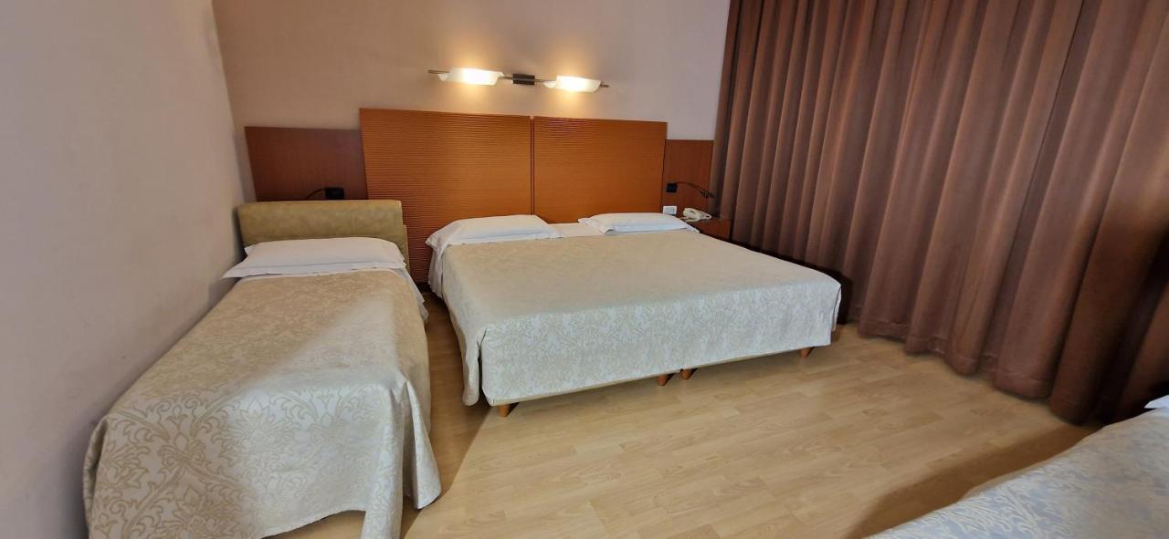 Bella Italia Palace Hotel Novara Exteriér fotografie